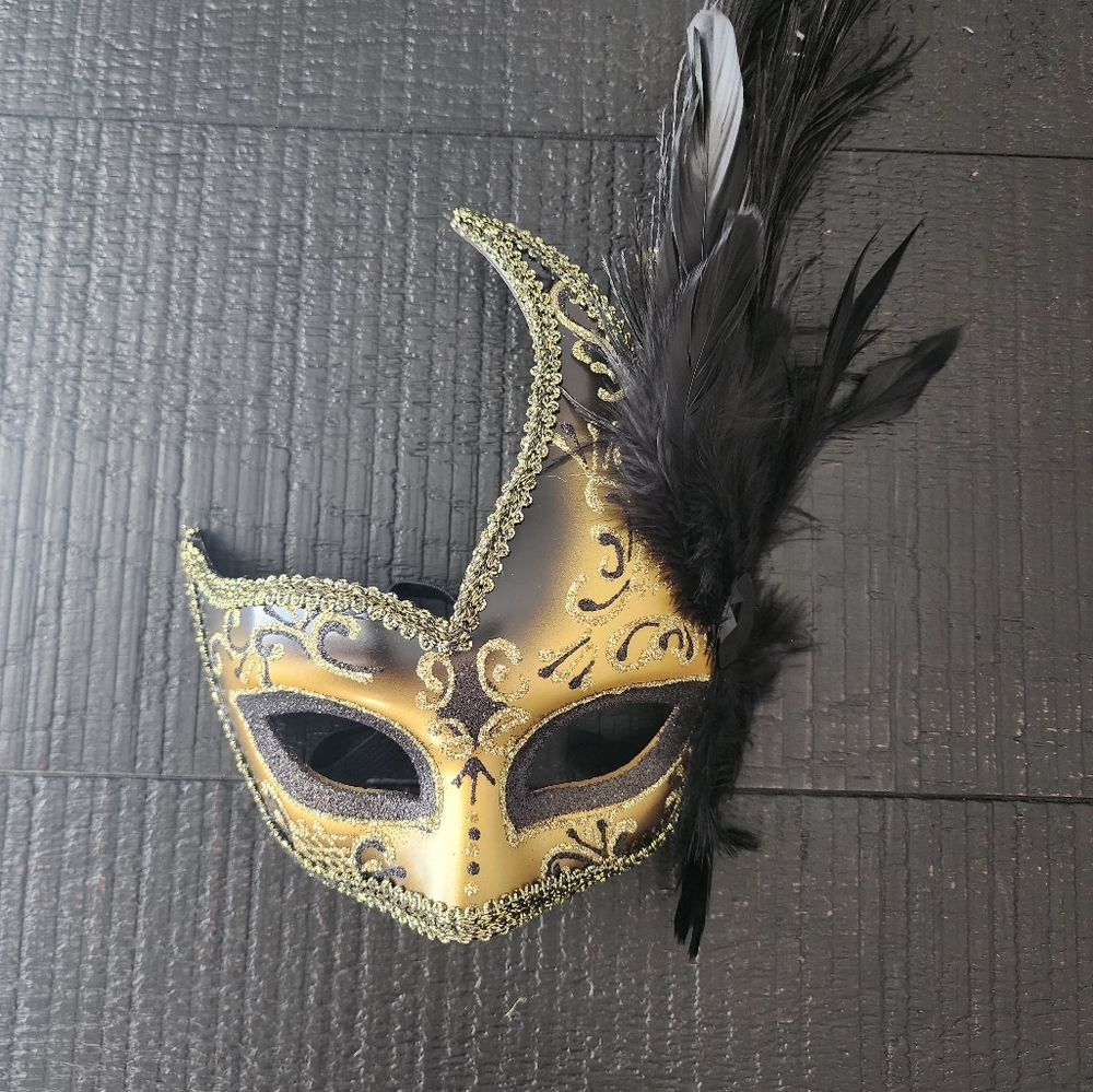 Masquerade Mask Halloween black gold with Leather